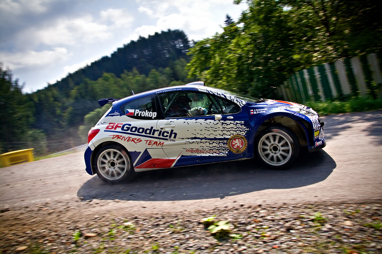 Kronos & Proton tests for Barum Rally 09
