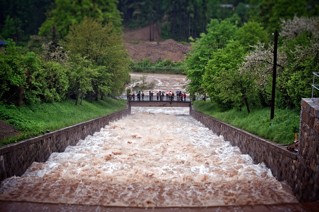 Floods - May 2010 (Rožnov p. R. , Valaššské Meziříčí, Bystřička)