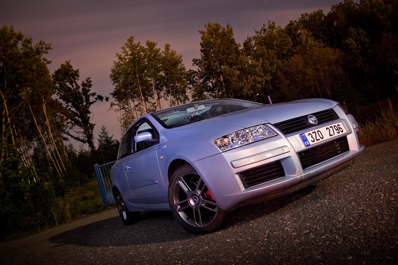 Fiat Stilo night photoshoot