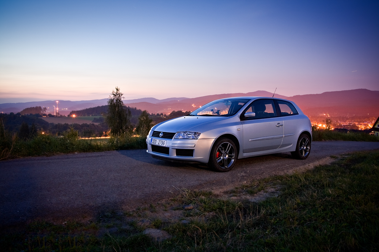 Fiat Stilo night photoshoot