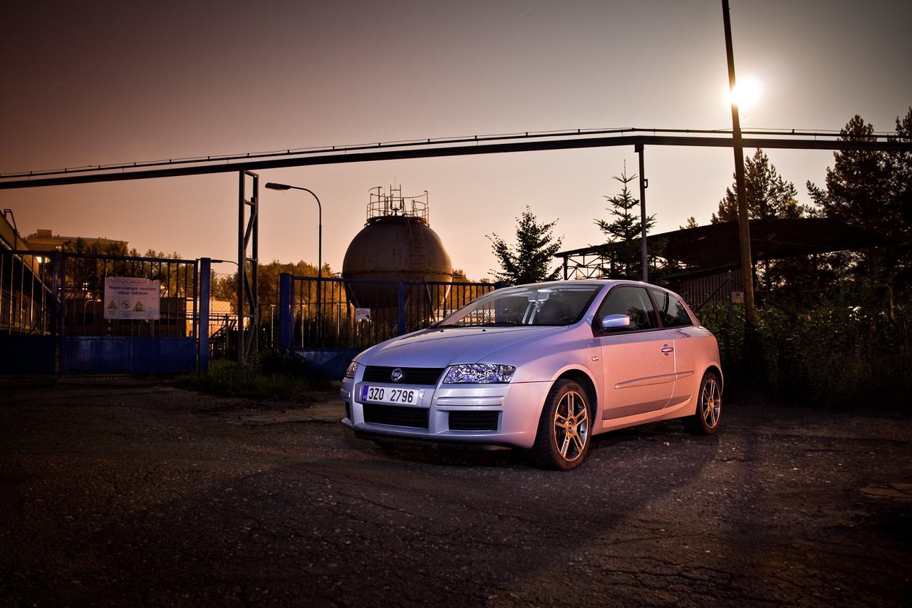 Fiat Stilo night photoshoot