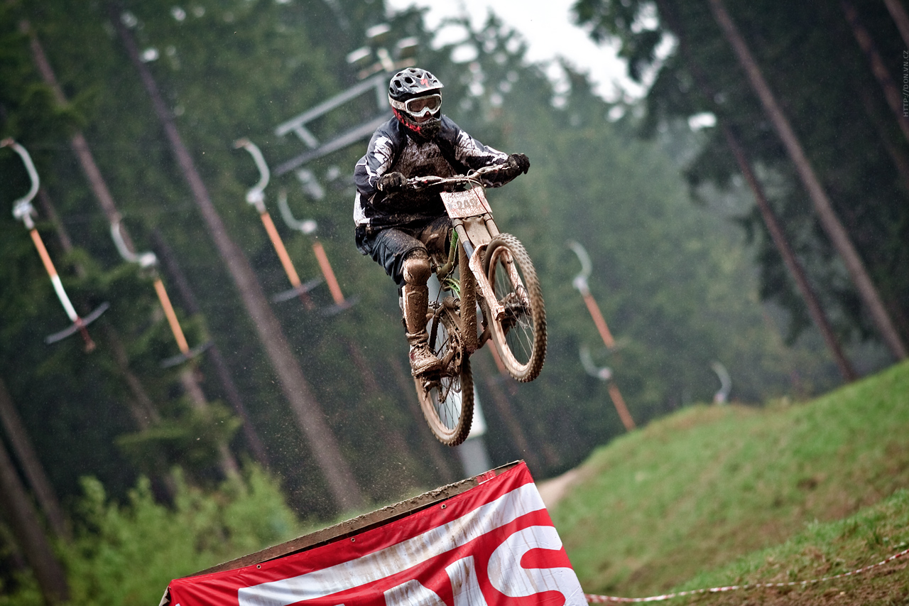 MTB Downhill Champ - Razula