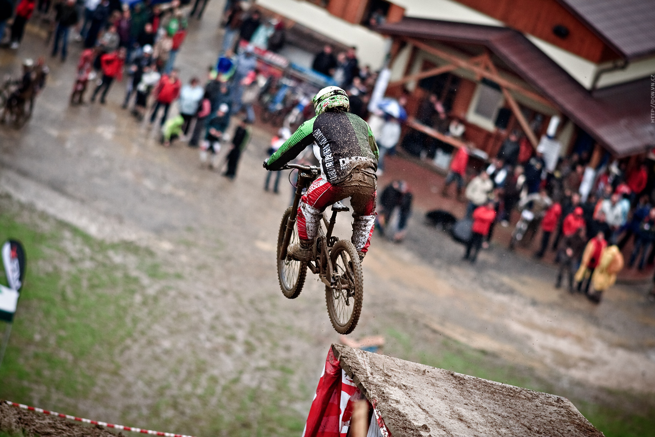 MTB Downhill Champ - Razula