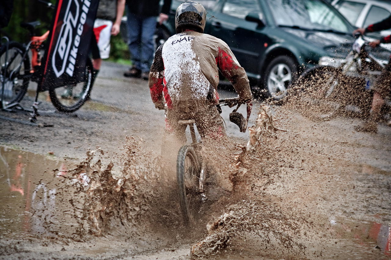 MTB Downhill Champ - Razula