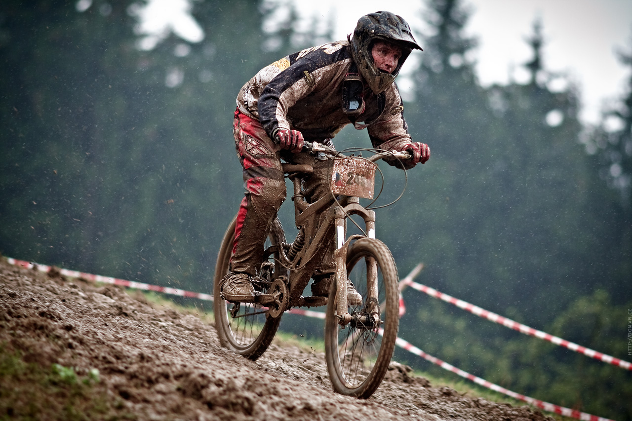 MTB Downhill Champ - Razula